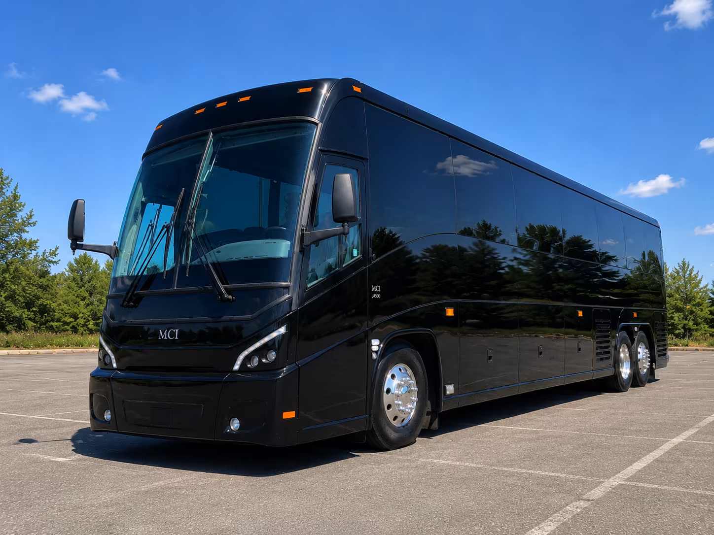 New Orleans Airport Shuttle & Transportation party bus exterior