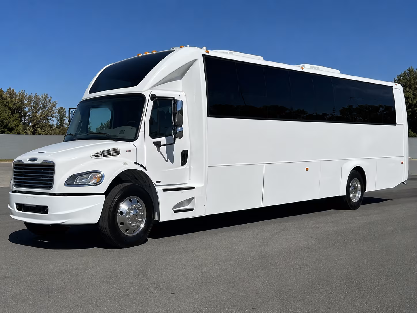 New Orleans Birthday, Sweet 16, & Quinceañera Transportation party bus exterior