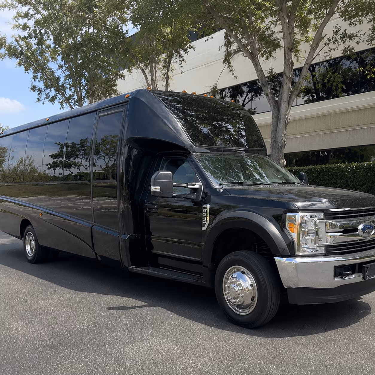 New Orleans Winery Tour & Pub Crawl Transportation party bus interior